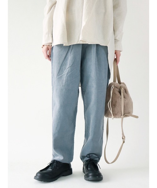 Samansa Mos2(サマンサ モスモス)の「細コーデュロイテーパードパンツ(その他パンツ・レディース・ダークブラウン/ベージュ/パープル/カーキ/ブルー/マスタード・フリ-)」の5枚目の写真