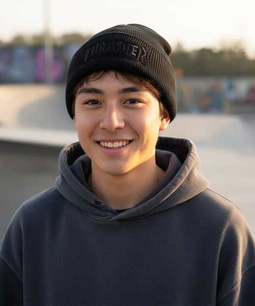 THRASHER（スラッシャー）の「THRASHER/スラッシャー ビーニー マガジンロゴ THR-N01（ニットキャップ/ビーニー・メンズ・ブラック×ホワイト/ネイビー/ベージュ/オレンジ/ブラック×レッド/ブラック×ブラック・FREE）」の2枚目の写真