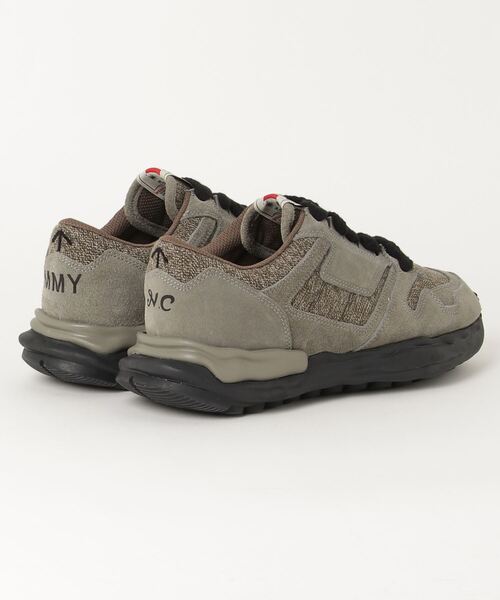 Nigel Cabourn（ナイジェルケーボン）の「Nigel Cabourn x Maison MIHARA YASUHIRO (ナイジェルケーボン×メゾン ミハラ ヤスヒロ)　RUNNING TRAINER-MILITARY /ランニングトレーナー - ミリタリー（スニーカー・メンズ・グリーン・41/42/43）」の3枚目の写真