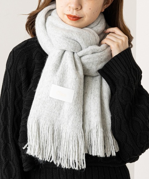 Chico(チコ)の「ラメフリンジストール(マフラー・レディース・ベージュ/グレー/ピンク・FREE)」の2枚目の写真