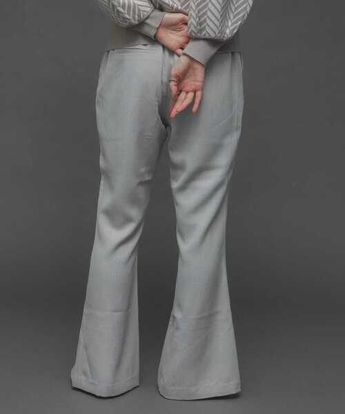 SENSE OF PLACE by URBAN RESEARCH（センスオブプレイスバイアーバンリサーチ）の「『TALLサイズあり』ウールライクセンターシームキックフレアパンツ（その他パンツ・レディース・ライトグレー/ブルー/ブラック・TALL/X-SMALL/SMALL/MEDIUM）」の15枚目の写真