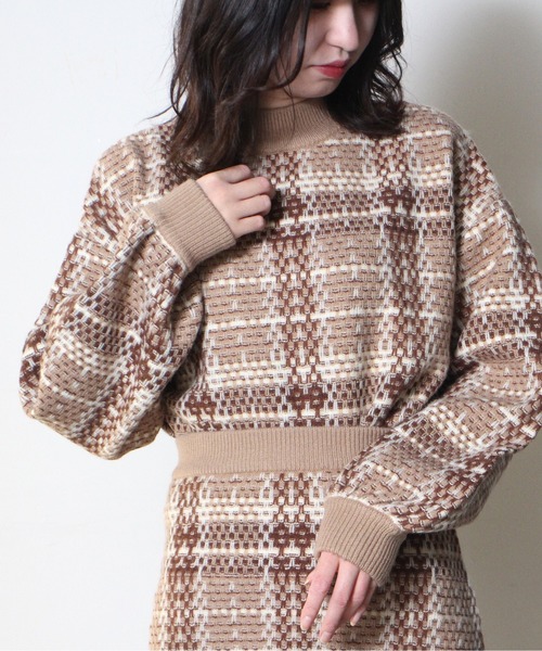 one way(ワンウェイ)の「【oneway】チェックツイードニットトップス(ニット/セーター・レディース・ホワイト/ブラック/ベージュ・FREE)」の8枚目の写真