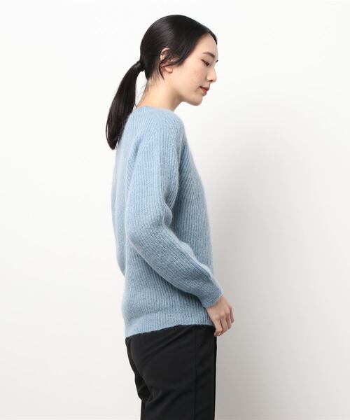 BATONER(バトナー)の「【BATONER(バトナー)】スーパーキッドモヘアクルーネック BN-21FL-053(ニット/セーター・レディース・ブルー/イエロー・1)」の4枚目の写真