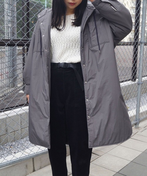 179/WG（イチナナキュウダブルジー）の「中わたロングシャツコート（その他アウター・レディース・オフホワイト/カーキ/チャコール・MEDIUM）」の2枚目の写真