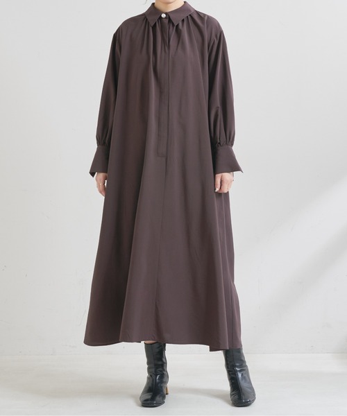 natural couture（ナチュラルクチュール）の「【WEB限定】osonoポイントパール釦ワンピース（ワンピース・レディース・パープル/ブラウン/グレー/オフホワイト/カーキ/ストライプ・FREE）」の13枚目の写真