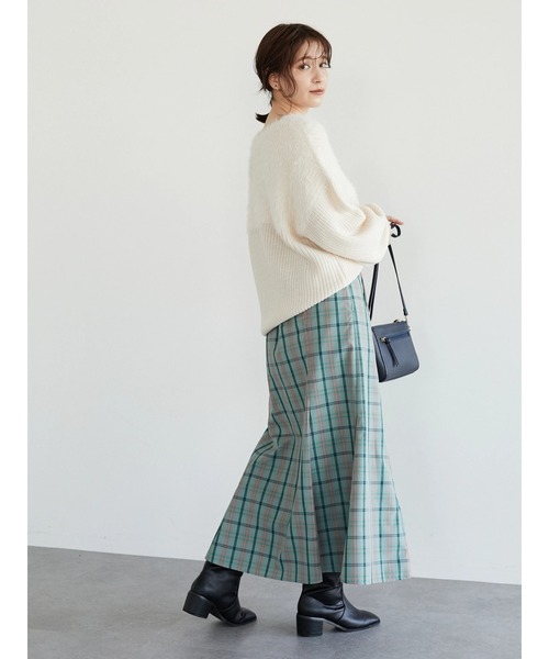 Petit fleur（プチフルール）の「・Petit Fleur シャギーニットプルオーバー＊（ニット/セーター・レディース・ブルー/アイボリー/マスタード/グレイッシュベージュ・FREE）」の22枚目の写真