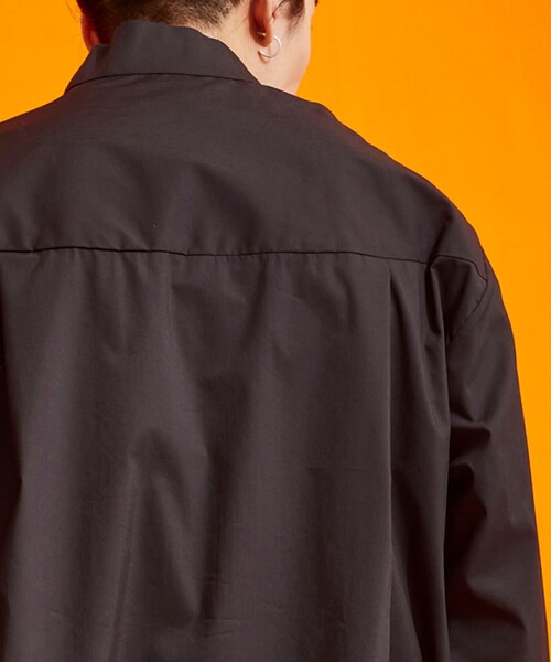 UNITED TOKYO（ユナイテッドトウキョウ）の「タイプライター ハイネックSH（シャツ/ブラウス・メンズ・ブラック/ホワイト・1/2/3）」の16枚目の写真