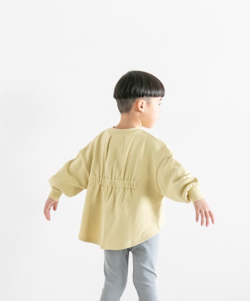 LOWRYS FARM（ローリーズファーム）の「バックギャザ－プルオーバーＬＳ　263133（スウェット・キッズ・アイボリー/ネイビー/イエロー・130cm/140cm/150cm/120cm/110cm）」の3枚目の写真