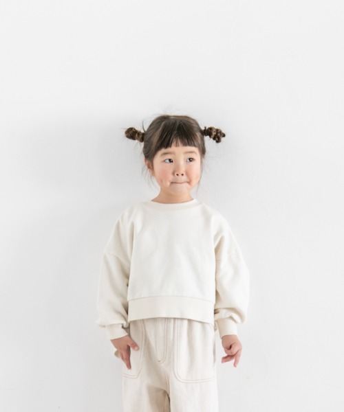 LOWRYS FARM（ローリーズファーム）の「バックギャザ－プルオーバーＬＳ　263133（スウェット・キッズ・アイボリー/ネイビー/イエロー・130cm/140cm/150cm/120cm/110cm）」の9枚目の写真