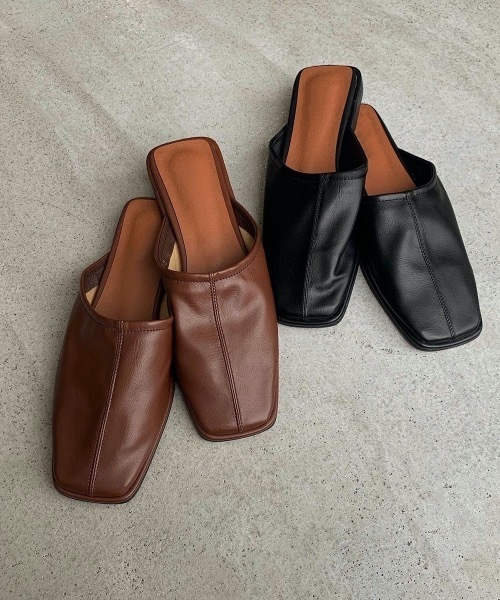 Amiur（エミレ）の「stitch flat mule（その他シューズ・レディース・ブラウン/ブラック・S/M/L）」の8枚目の写真