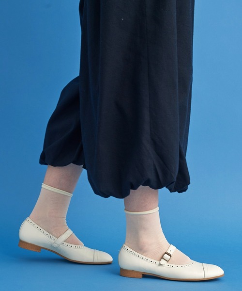 Malle(マル)の「△malle レザー ワンストラップシューズ(その他シューズ・レディース・ブラック/オフホワイト・23/24/24.5/23.5)」の5枚目の写真