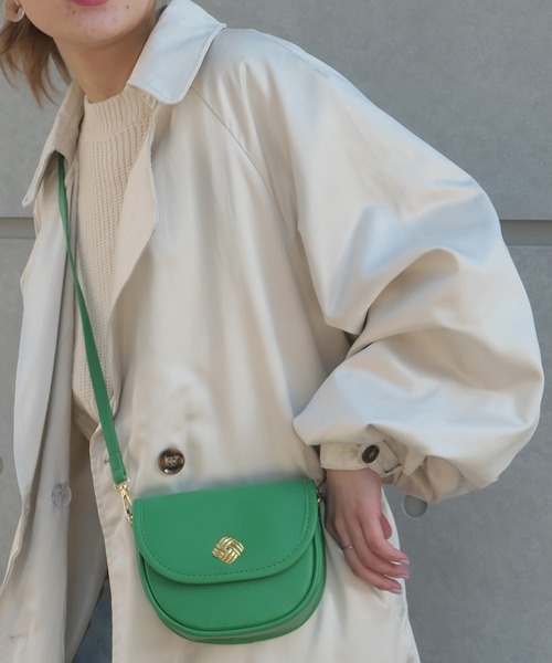 CORNERS（コーナーズ）の「レトロハーフムーンショルダーバッグ（ショルダーバッグ・レディース・ホワイト/ブラック/グリーン・FREE）」の3枚目の写真