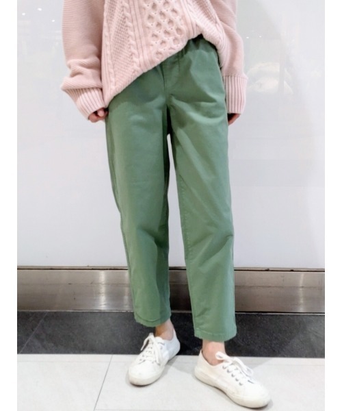 GAP（ギャップ）の「FREE&FLOW ペーパーバッグ カーキパンツ（その他パンツ・レディース・ブラック/ベージュ/グレー/カーキ・S/M/XS/L/XXS）」の4枚目の写真