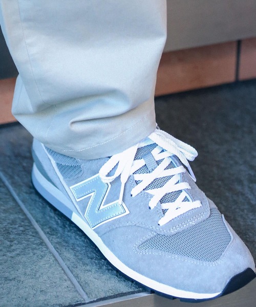 NEW BALANCE(ニューバランス)の「NEW BALANCE CM996(スニーカー・メンズ・グレー・28/27/26)」の2枚目の写真