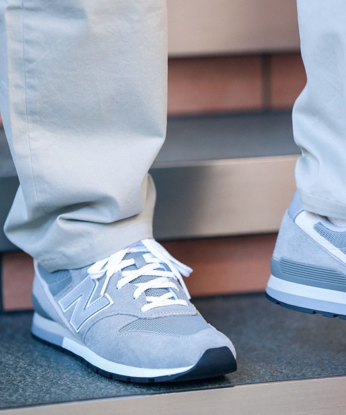 NEW BALANCE(ニューバランス)の「NEW BALANCE CM996(スニーカー・メンズ・グレー・28/27/26)」の3枚目の写真