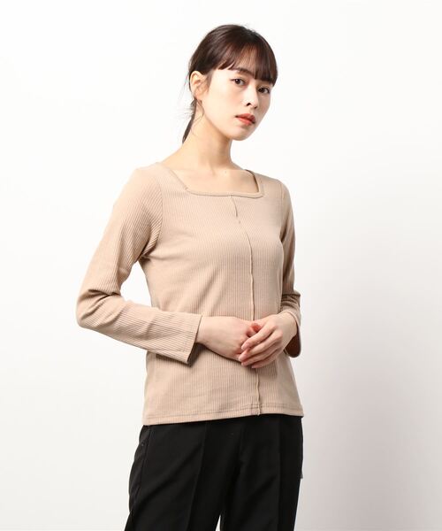 ehka sopo（エヘカソポ）の「スクエア／クルーネック前後着カットソー（Tシャツ/カットソー・レディース・ブラック/ベージュ/キナリ・ﾌﾘ-）」の7枚目の写真