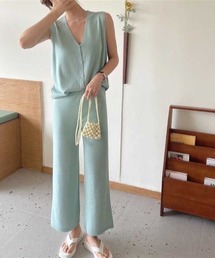 ボタンベストニットセットアップ