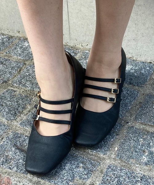 TITTY&CO.（ティティーアンドコー）の「【TITTY&CO.】トリプルストラップパンプス（パンプス・レディース・ブラック/シルバー/マルチ・LARGE/SMALL/MEDIUM）」の5枚目の写真