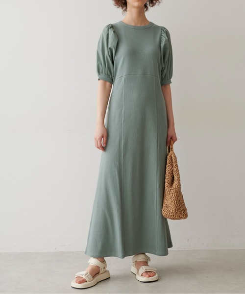 FREE'S MART(フリーズマート)の「◆布帛ドッキング半袖カットソーマキシワンピース(ワンピース・レディース・ホワイト/ブラック/カーキ・SMALL/MEDIUM)」の3枚目の写真