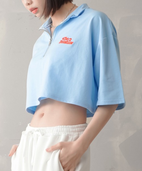 SPINNS(スピンズ)の「ハーフジップショート丈5分袖カットソー(Tシャツ/カットソー・レディース・ホワイト/サックスブルー/ピンク/グリーン/オートミール・ONESIZE)」の4枚目の写真