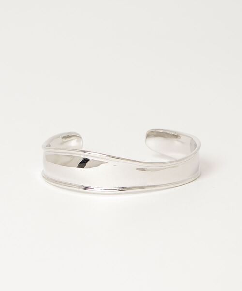 COLOR TOKYO ACCESSORIES(カラートウキョウアクセサリー)の「ニュアンスメタルバングル(バングル/リストバンド・レディース・Silver/GOLD ・FREE)」の5枚目の写真