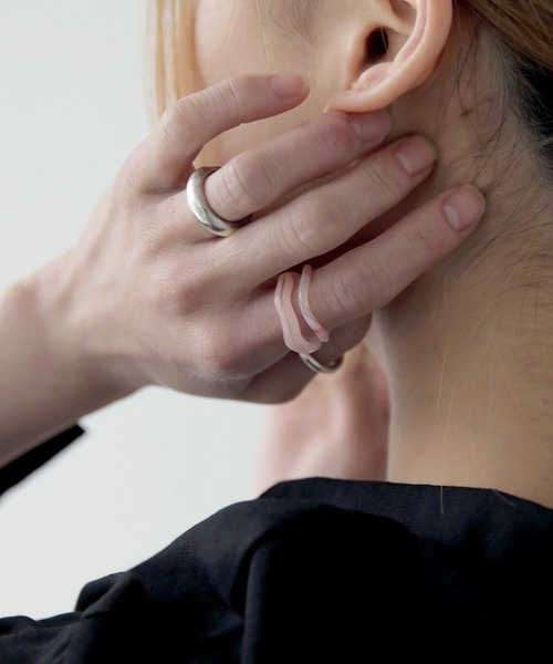 UNE MANSION（ユヌマンション）の「ホマイカウェーブリングセット（リング・レディース・ホワイト/スカイブルー/パープル/グレー/ピンク/イエロー/ブルー/グリーン・ONE SIZE）」の8枚目の写真