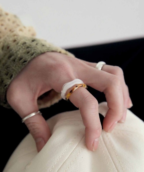 UNE MANSION（ユヌマンション）の「ホマイカウェーブリングセット（リング・レディース・ホワイト/スカイブルー/パープル/グレー/ピンク/イエロー/ブルー/グリーン・ONE SIZE）」の19枚目の写真