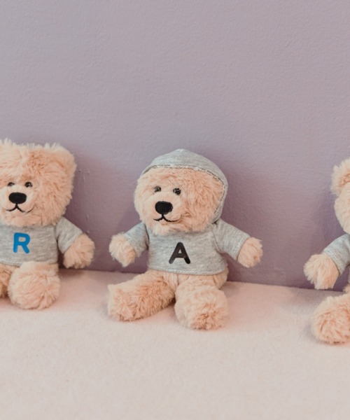 LOWRYS FARM（ローリーズファーム）の「アルファベットベア　282369（その他雑貨・キッズ・ブラック/レッド/ピンク/イエロー/ブルー/グリーン/ブルー系その他・FREE）」の2枚目の写真