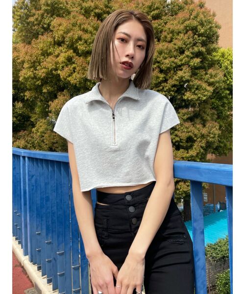 EMODA（エモダ）の「カバーハーフジップトップ（Tシャツ/カットソー・レディース・ホワイト/ブラック/グレー・FREE）」の15枚目の写真