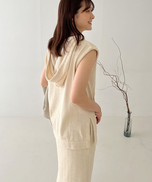 URBAN RESEARCH DOORS（アーバンリサーチドアーズ）の「『セットアップ対応』ヘリンボーン柄カットパーカー（パーカー・レディース・ブラウン/ナチュラル・MEDIUM）」の3枚目の写真