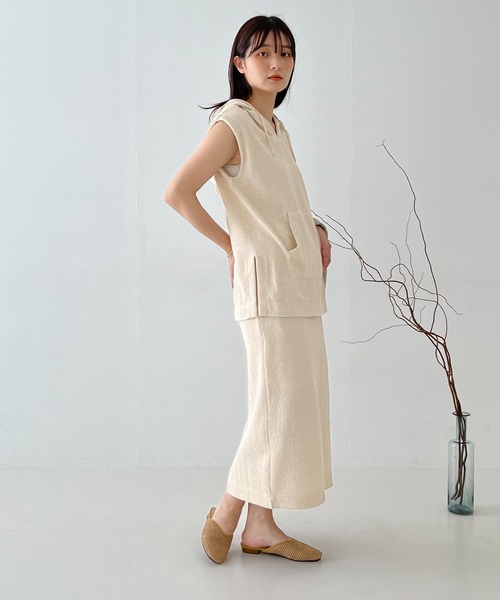 URBAN RESEARCH DOORS（アーバンリサーチドアーズ）の「『セットアップ対応』ヘリンボーン柄カットパーカー（パーカー・レディース・ブラウン/ナチュラル・MEDIUM）」の15枚目の写真