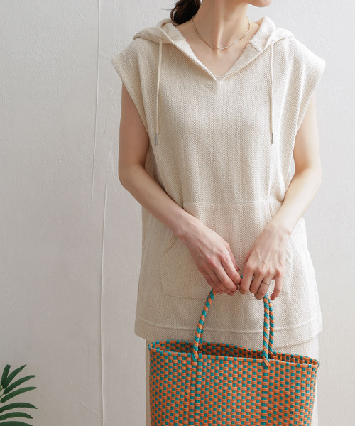 URBAN RESEARCH DOORS（アーバンリサーチドアーズ）の「『セットアップ対応』ヘリンボーン柄カットパーカー（パーカー・レディース・ブラウン/ナチュラル・MEDIUM）」の4枚目の写真