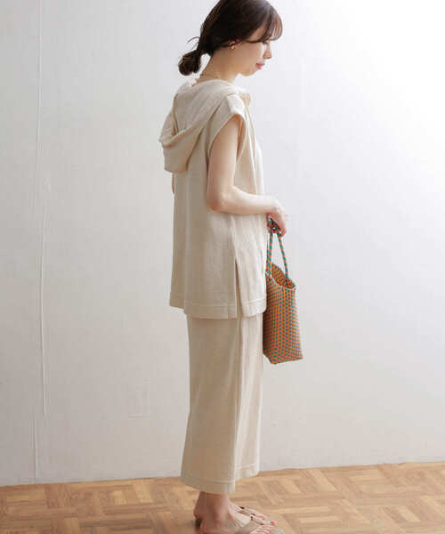 URBAN RESEARCH DOORS（アーバンリサーチドアーズ）の「『セットアップ対応』ヘリンボーン柄カットパーカー（パーカー・レディース・ブラウン/ナチュラル・MEDIUM）」の17枚目の写真