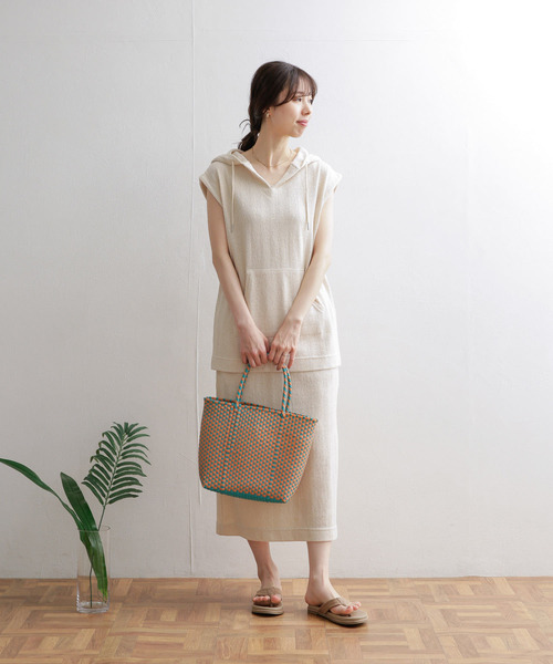 URBAN RESEARCH DOORS（アーバンリサーチドアーズ）の「『セットアップ対応』ヘリンボーン柄カットパーカー（パーカー・レディース・ブラウン/ナチュラル・MEDIUM）」の22枚目の写真