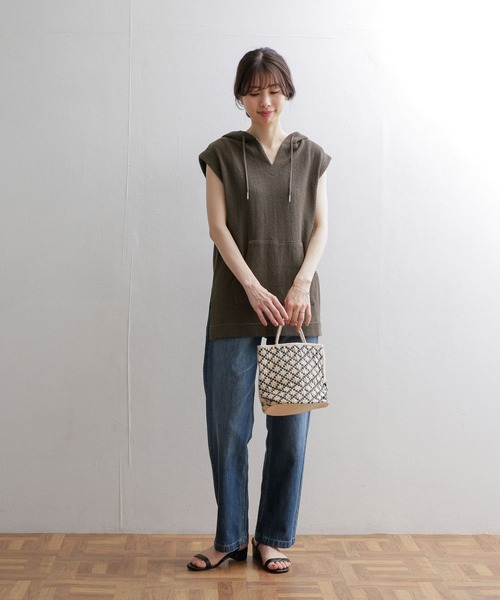 URBAN RESEARCH DOORS（アーバンリサーチドアーズ）の「『セットアップ対応』ヘリンボーン柄カットパーカー（パーカー・レディース・ブラウン/ナチュラル・MEDIUM）」の6枚目の写真