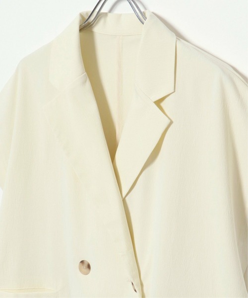 notch.(ノッチ)の「クレープノースリーブジャケット(ベスト・レディース・ブラック/オフホワイト/ライトベージュ・M)」の15枚目の写真