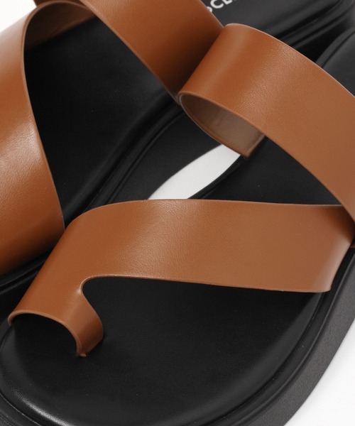 studio CLIP（スタディオクリップ）の「厚底トングサンダル（サンダル・レディース・サックスブルー/ホワイト/ブラウン/ブラック・MEDIUM/LARGE）」の15枚目の写真