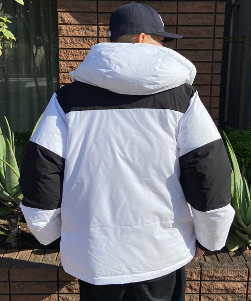 DC（ディーシー）の「DC/ディーシー ワンポイントロゴ 撥水 ダウン