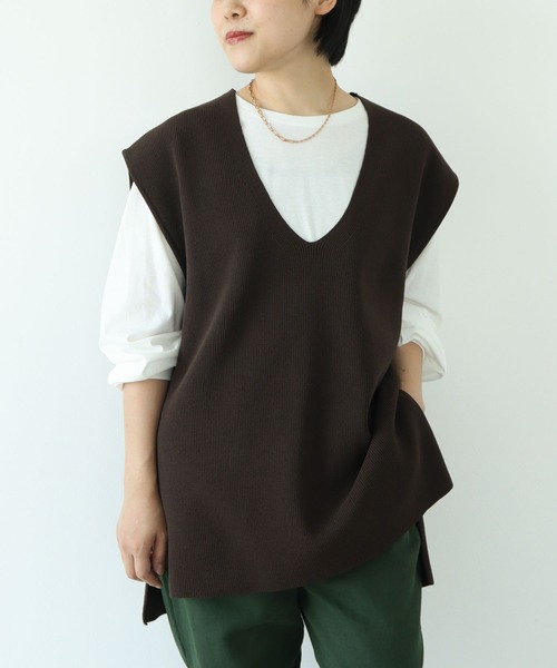 CRAFT STANDARD BOUTIQUE（クラフトスタンダードブティック）の「Vネックニットベスト+ロンTee　＊◆（ベスト・レディース・ブラック/パープル/ブラウン/グレイッシュベージュ・M/L）」の2枚目の写真