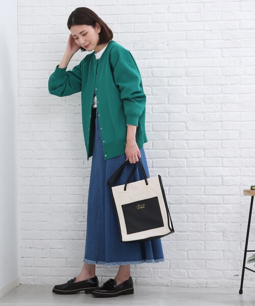 SHOO・LA・RUE（シューラルー）の「◆リングドット釦がアクセント！スポンディッシュ カーディガン（カーディガン/ボレロ・レディース・ブラック/グリーン/マスタード/ナチュラル/ブラウン系その他/ブルー/ピンク系その他/モスグリーン・00）」の16枚目の写真