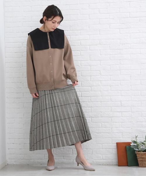 SHOO・LA・RUE（シューラルー）の「◆リングドット釦がアクセント！スポンディッシュ カーディガン（カーディガン/ボレロ・レディース・ブラック/グリーン/マスタード/ナチュラル/ブラウン系その他/ブルー/ピンク系その他/モスグリーン・00）」の12枚目の写真