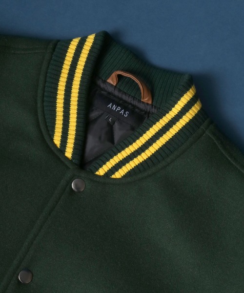 ANPAS(アンパス)の「ANPAS Synthetic Leather&Melton Oversize Varsity Jacket/ANPAS 別注 メルトン オーバーサイズ シンセティックレザー スタジャン(スタジャン・メンズ・ブラック/ネイビー/グリーン・LL/M/L)」の9枚目の写真