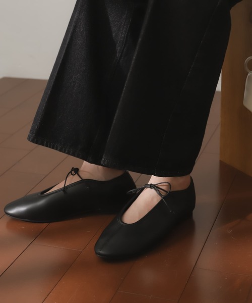 SENSE OF PLACE by URBAN RESEARCH(センスオブプレイスバイアーバンリサーチ)の「バレエシューズ(バレエシューズ・レディース・ブラック/アイボリー・SMALL/MEDIUM/LARGE)」の4枚目の写真