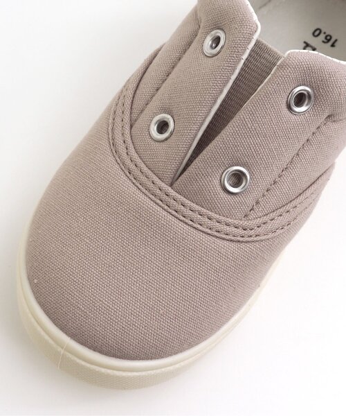 Ampersand（アンパサンド）の「撥水キャンバススニーカートドラー（スニーカー・キッズ・ライトグレー/ブラック/ベージュ/レッド/カーキ・22/20/18/17/19/21/16）」の12枚目の写真