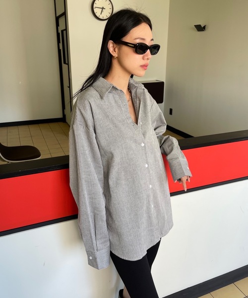 Didot.showroom(ディドット ショールーム)の「《 UNISEX 》ストライプオーバーシャツ(シャツ/ブラウス・レディース・ベージュ/スカイブルー/ホワイト/グレー・FREE)」の19枚目の写真