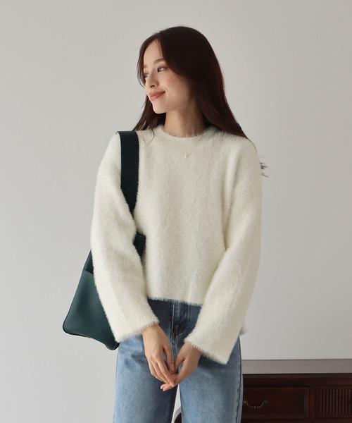 BLUEEAST(ブルーイースト)の「シャギーニット(ニット/セーター・レディース・ブラック/グレー/オフホワイト/カーキ/グリーン・MEDIUM)」の1枚目の写真