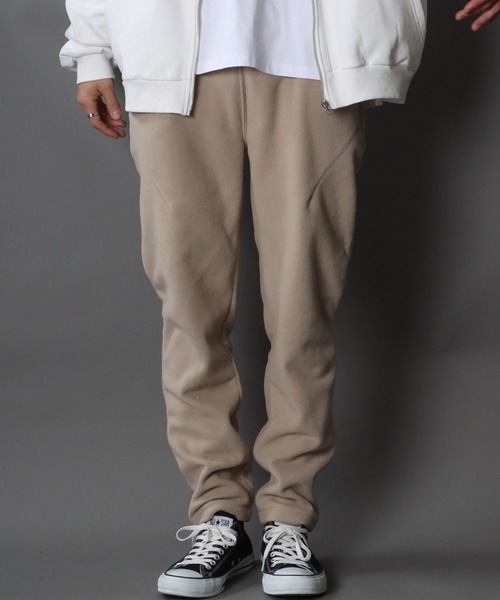 SITRY(シトリー)の「Fleece Tapered pants/フリース テーパードパンツ(スウェットパンツ・メンズ・チャコールグレー/ブラック/ダークグリーン/アッシュブラウン/オフホワイト/グレイッシュベージュ/ネイビー/グレイッシュブルー・M/L/XL)」の6枚目の写真