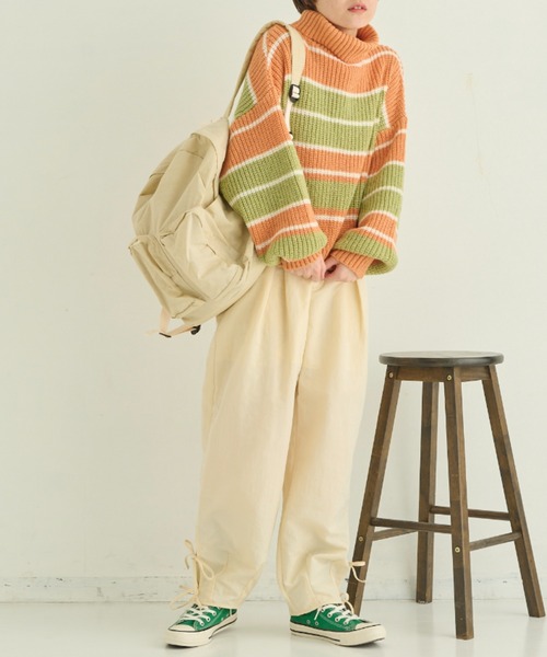MERLOT（メルロー）の「マルチボーダータートルニット（ニット/セーター・レディース・オレンジ/ブラウン/ナチュラル・FREE）」の12枚目の写真