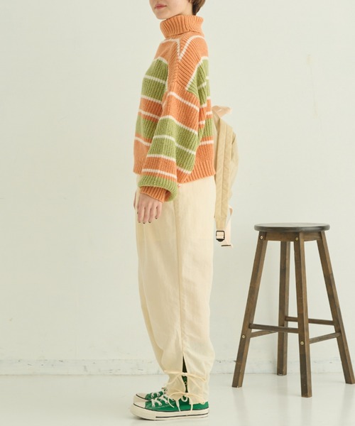 MERLOT（メルロー）の「マルチボーダータートルニット（ニット/セーター・レディース・オレンジ/ブラウン/ナチュラル・FREE）」の16枚目の写真