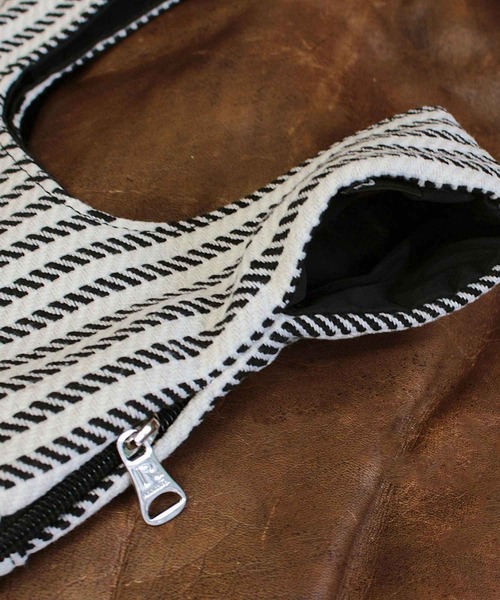 ROOTOTE（ルートート）の「【取外し可能ショルダー付き】ルートート/【直営店限定】LT.パールショルダー.ミニショッパー-A（ショルダーバッグ・レディース・シルバー/ブラック系その他/ライトピンク/ブラック系その他2・FREE）」の16枚目の写真